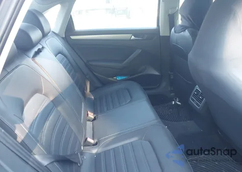 2015 Volkswagen Passat 1.8T Se from USA, damaged, VIN 1VWBT7A38FC007641